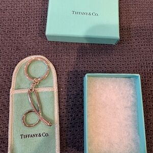 Authentic Tiffany & Co Elsa Peretti Sterling Silver Key Chain Initial “d”